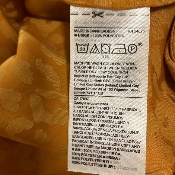 Yellow leopard button down Banana Republic button down - Picture 4 of 4